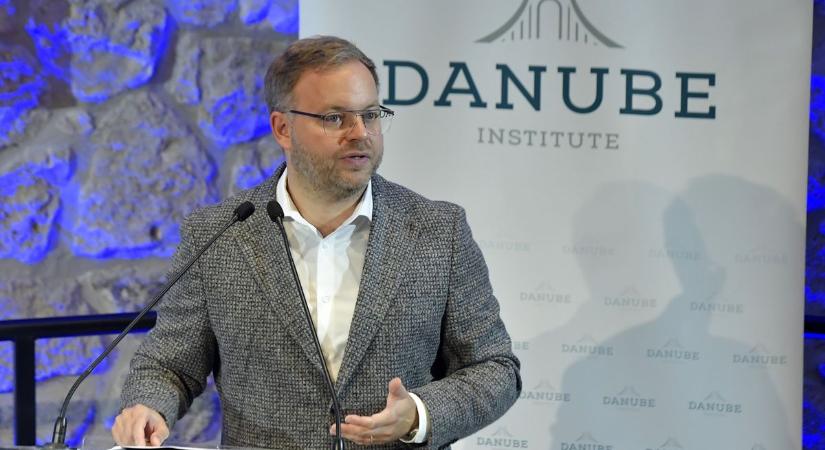 Orbán Balázs: a szuverenitás soha nem az ország méretétől függ, hanem a benne lakó emberek elköteleződésétől