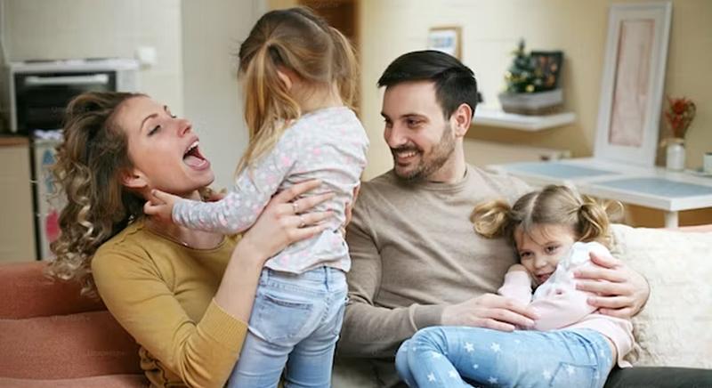 Szakértő: Januártól csökken a hitelek maximális díja, de marad még 50 százalékos