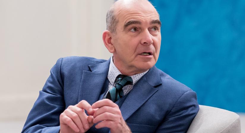 Reklámokból is ismert színész-humoristanő lett titokban Szervét Tibor felesége