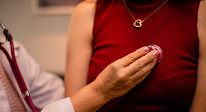 Hírességek nem romantikus szívügyei - sztárok, akiknél szívbetegséget diagnosztizáltak