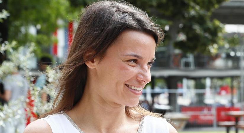 Ennyire félti, így öleli eddig titkolt párja Berki Mazsit. Már a közösségi oldalon is nyíltan felvállalják egymást