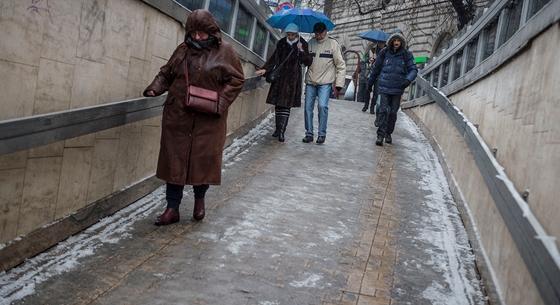 Ónos eső jöhet csütörtökön, másodfokú figyelmeztetést adtak ki