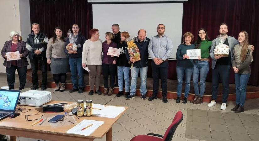 Dolgoztak az agytekervények Alapon