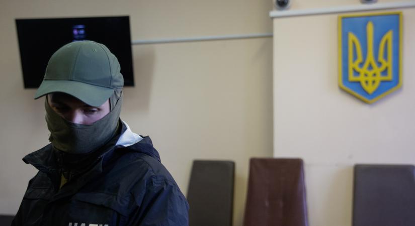 Kemény leszámolás indult Ukrajnában, sorra tüntetik el a befolyásos embereket