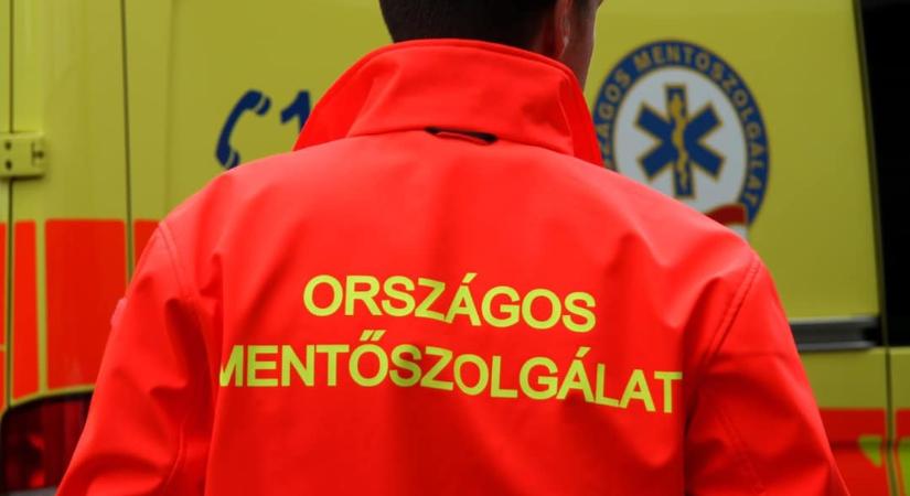 Tömegbaleset az M5-ös autópályán, három teherautó rohant egymásba