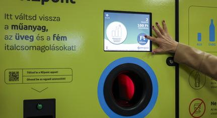 Nagy változás jön a boltokban, ezekkel az automatákkal minden vásárló találkozik majd