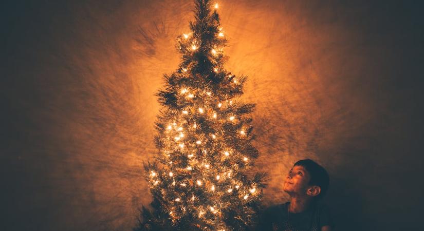 Do you want to help those in need this Advent? You can drop off your donations in Pécs at these locations!