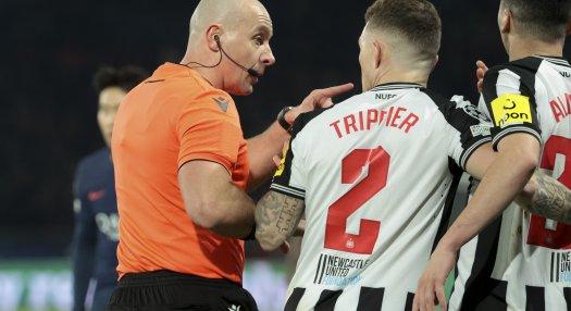 Komoly következmény elé néz a VAR-asszisztens, a Newcastle csapatát ez nem boldogítja