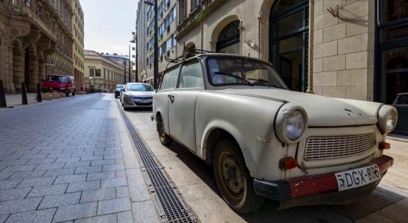 Fájdalmas hír a budapesti autósoknak: újabb helyeken lett fizetős a parkolás