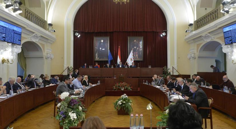 Kimondta a Fővárosi Közgyűlés, hogy ne változtassanak a választási szabályokon
