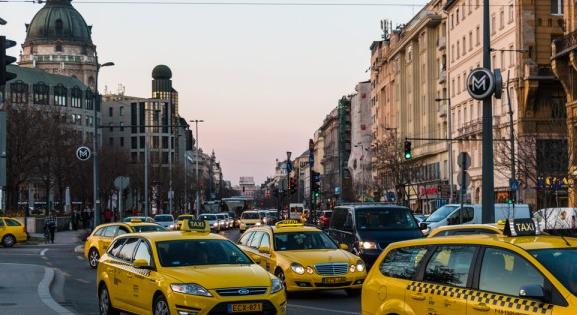 Taxisokat érintő változásról döntött a Fővárosi Közgyűlés