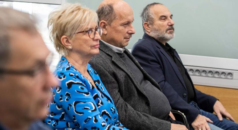Műszaki és gazdasági képzéseket is kínál Fehérváron az Óbudai Egyetem