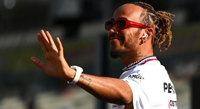 F1: Hamilton panaszkodik, nem tették meg, amit kért