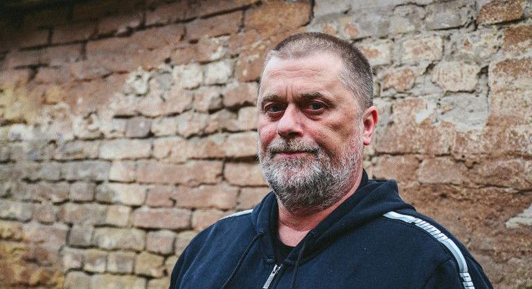 Mi marad, ha minden elvet eltaposunk? – Urbán András rendezőt ünneplik a Sarajevo Festen