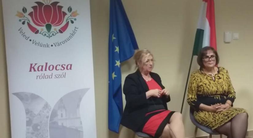 A bajai momentumos polgármester „nagyon haragszik” Donáth Annára