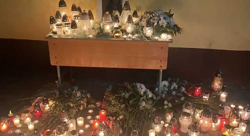 „Igen, öngyilkos lett, mi sem tudjuk, miért” – a gyászoló édesapa sem érti, mi történt nyolcadikos kislányával a halála előtt