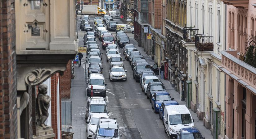 Ha nem figyel oda, akár 100 százalékkal is nőhet a biztosítása