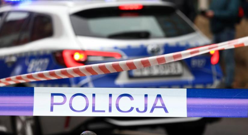 Késes támadás történt egy lengyel iskolában, hárman megsérültek