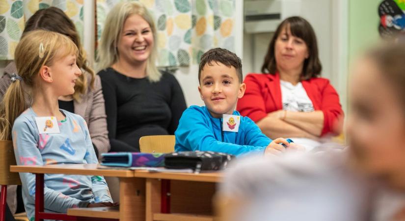Az oktatás új útjai az István Király Általános Iskolában (galéria)