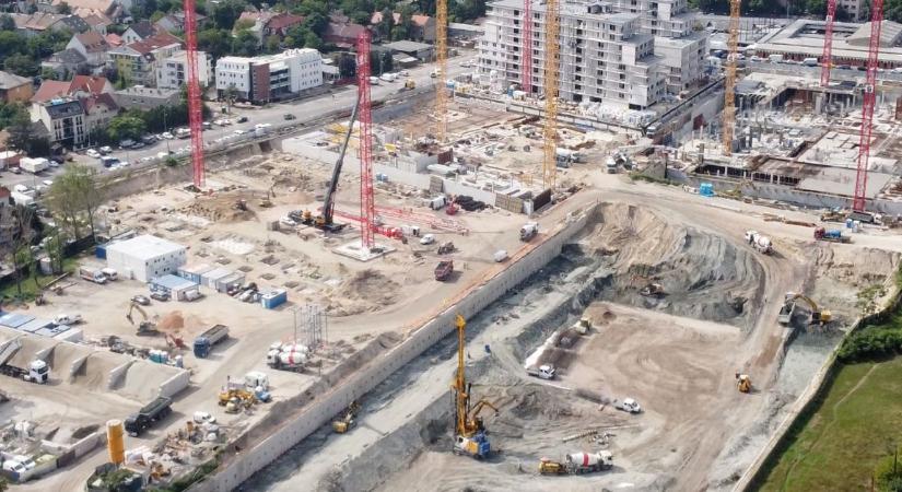 Hadházy pert nyert, ki kell adni a 244 milliárdos zuglói gigaberuházás részleteit