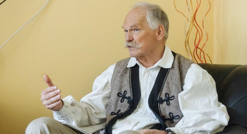 1300 szkíta aláírását szerezte meg Pócs Alfréd
