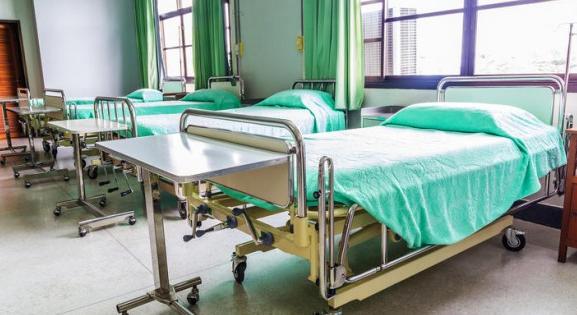 Diszkriminációs adósságrendezés történt a kórházaknál