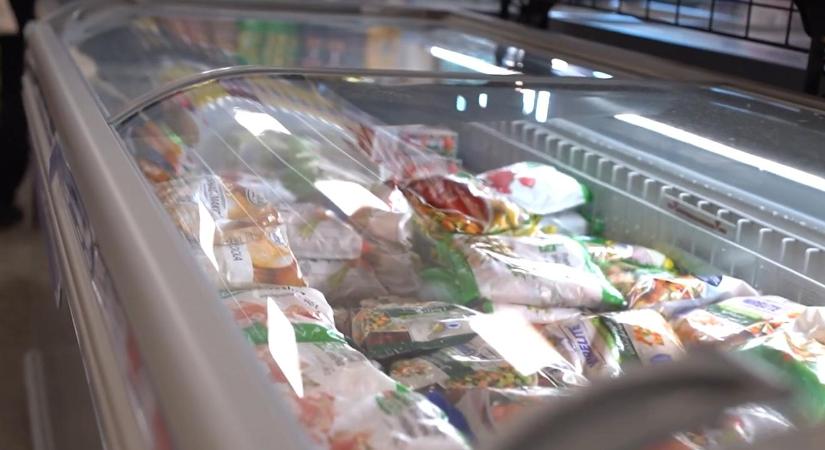 Élelmiszerboltokat minősített a Szupermenta