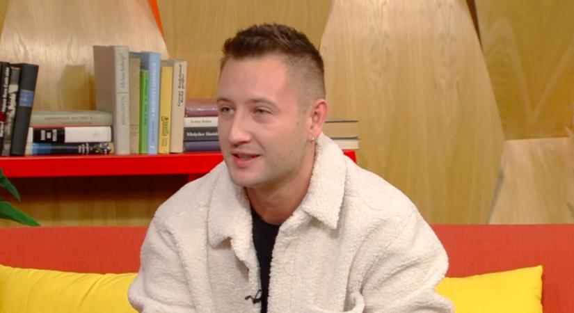 „Én azt hittem, ottmaradok” – Peter Šrámeknek halálközeli élménye volt a repülőn
