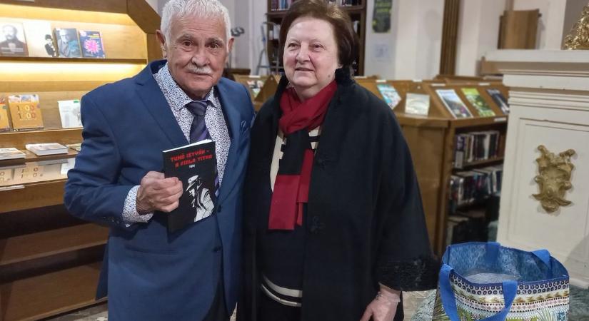Író-olvasó találkozót tartottak Baján