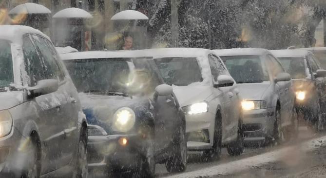 Északon szakad a hó, utána jön az ónos eső