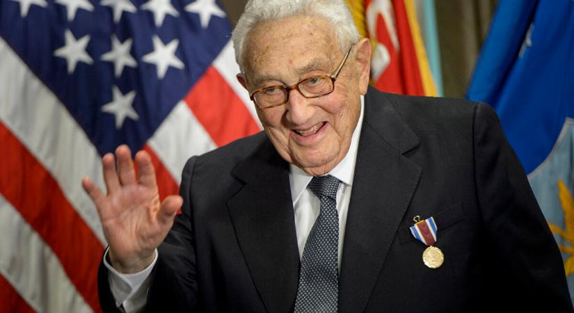 Elhunyt Henry Kissinger amerikai diplomata, politológus