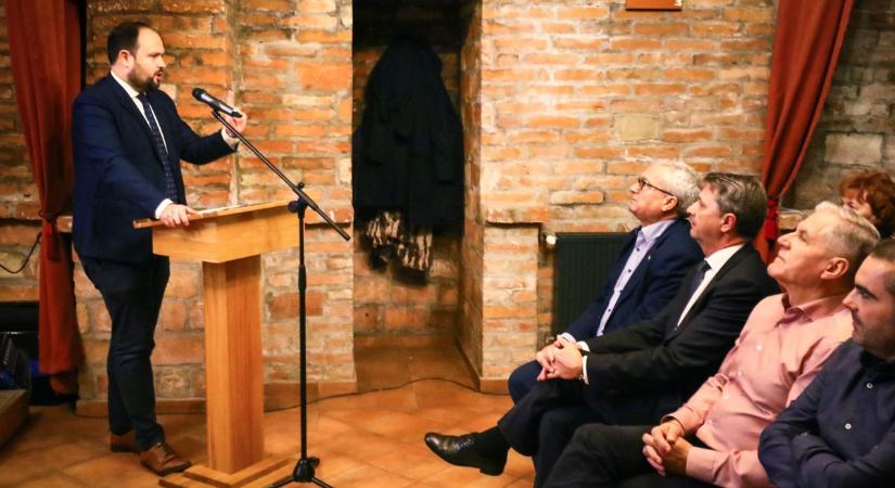 Nacsa Lőrinc Nagykanizsán beszélt a nemzeti konzultációról