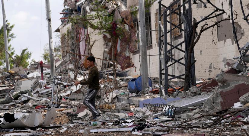 Ezernél több segélyszállító teherautó érkezett a Gázai övezetbe a humanitárius szünet kezdete óta