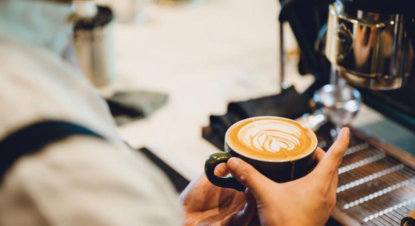 Nem bírod ki kávé nélkül? Így lehetsz profi barista!