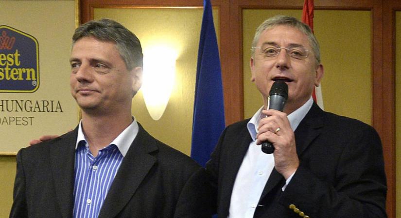 Kapott-e kedvezményes jegyeket a Gyurcsány-párti kultúrfelelős, a nemi szervét mutogató Gréczy Zsolt a Katona József Színházba?