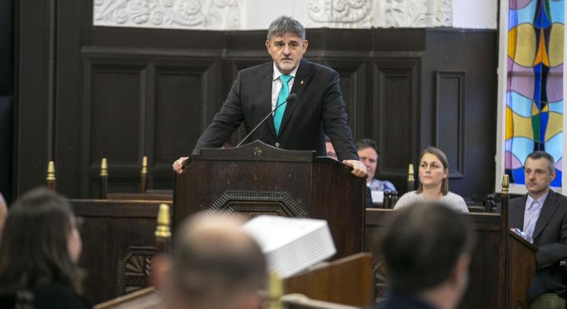A szakképzett munkaerő nő, a munkanélküliség csökken – sikeres munkaerőpiaci projekteket zártak