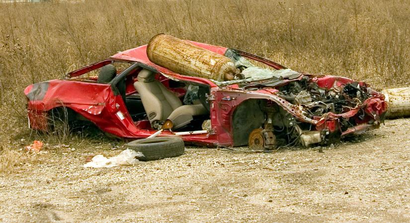 Így kereshetsz 60 milliót egyetlen autóroncson
