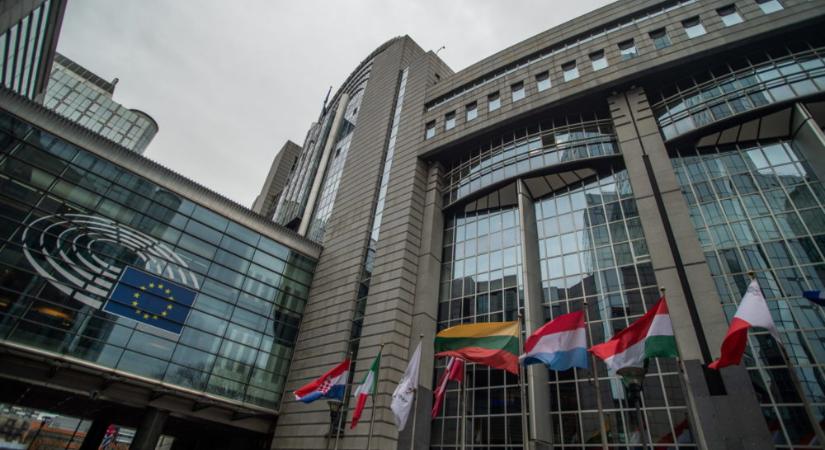 A brüsszeli viták sikeres megvívását szolgálja a nemzeti konzultáció