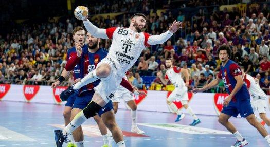 Kiélezett meccsen, egy góllal kapott ki a Veszprém a Barcelonától