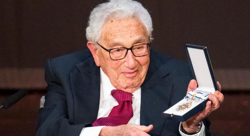 Százévesen halt meg a diplomácia zsenije, Henry Kissinger