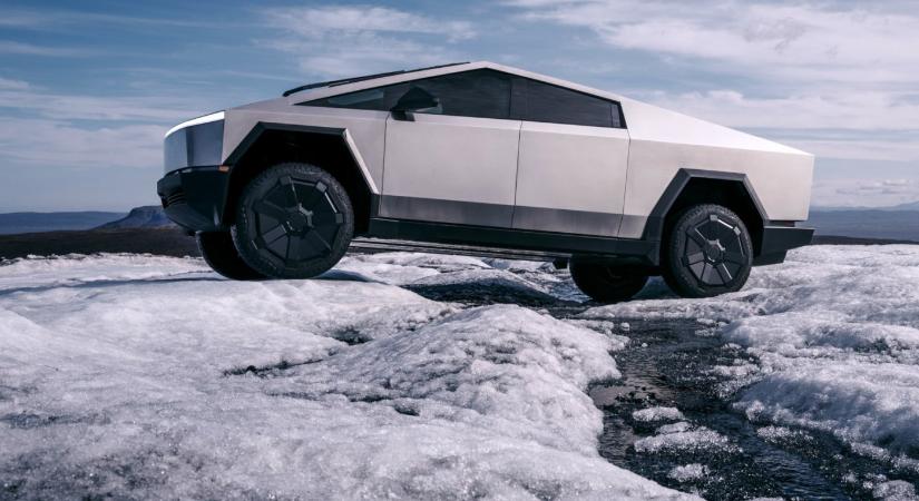 Megkezdték a Tesla Cybertruck kiszállítását