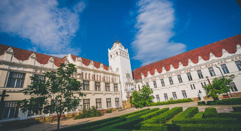 Új rektor a Tokaj-Hegyalja Egyetem élén