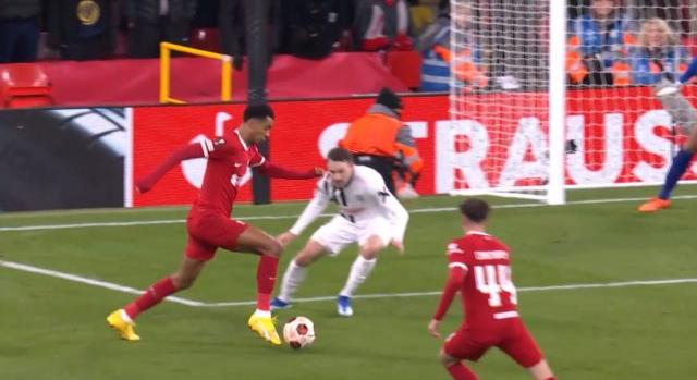Kiütéssel nyert a Liverpool a LASK ellen