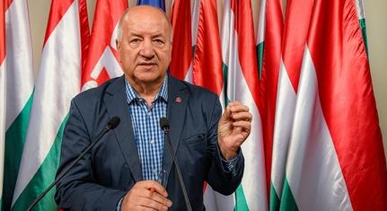 Korózs Lajos: az nem lehet cél, hogy nyugdíjasok éljenek nyomorultul kevés pénzből