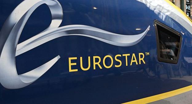 700 utas rekedt a vonaton több órára az egyik leghíresebb európai vonaton
