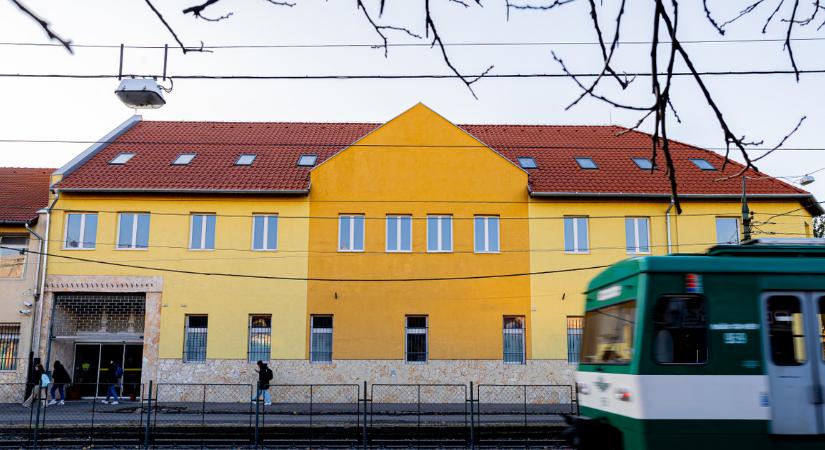 „Sajnos vége. Vagy mégsem?” – Ez vár most Qualitas Gimnázium diákjaira