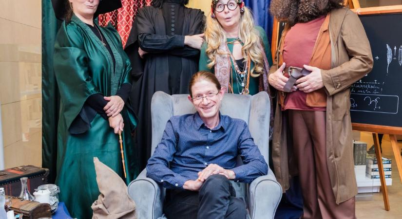 „Mindig élvezetes, amikor Rowlingot kell fordítani” – interjú Tóth Tamás Boldizsárral