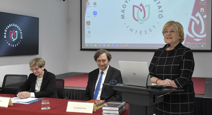 Magyar nyelvjárások napja a Magyarságkutató Intézetben