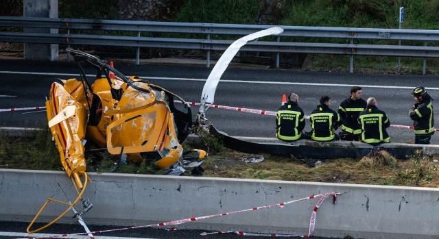 Autópályára zuhant egy helikopter Madridban