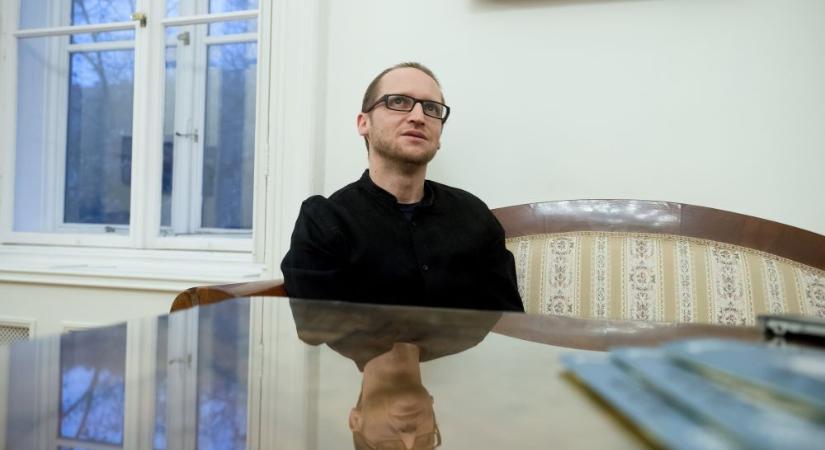 „A kultúrpolitika nem engedheti meg a gettólogikák luxusát.”